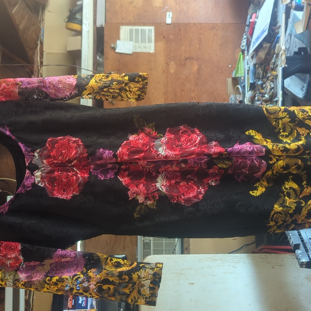 Dress - Picture 2 of 3